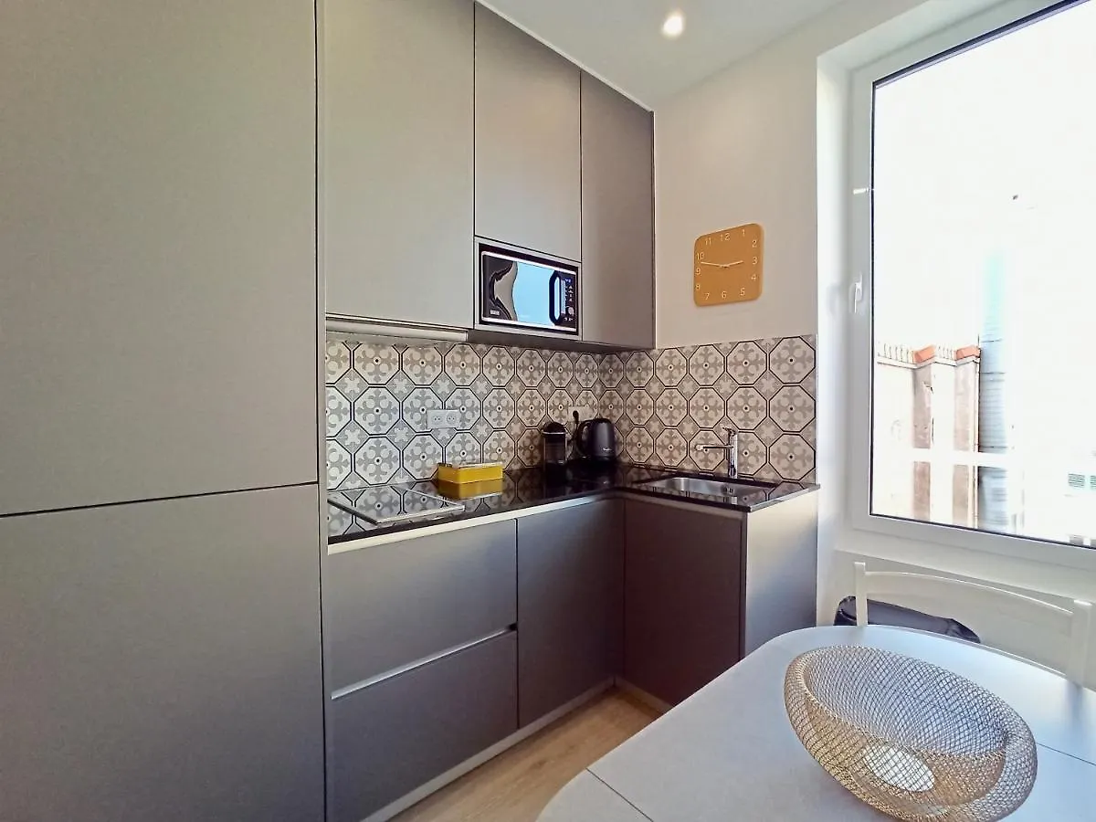 Viva Riviera Brand New 1 Bedroom close Croisette Cannes Francia